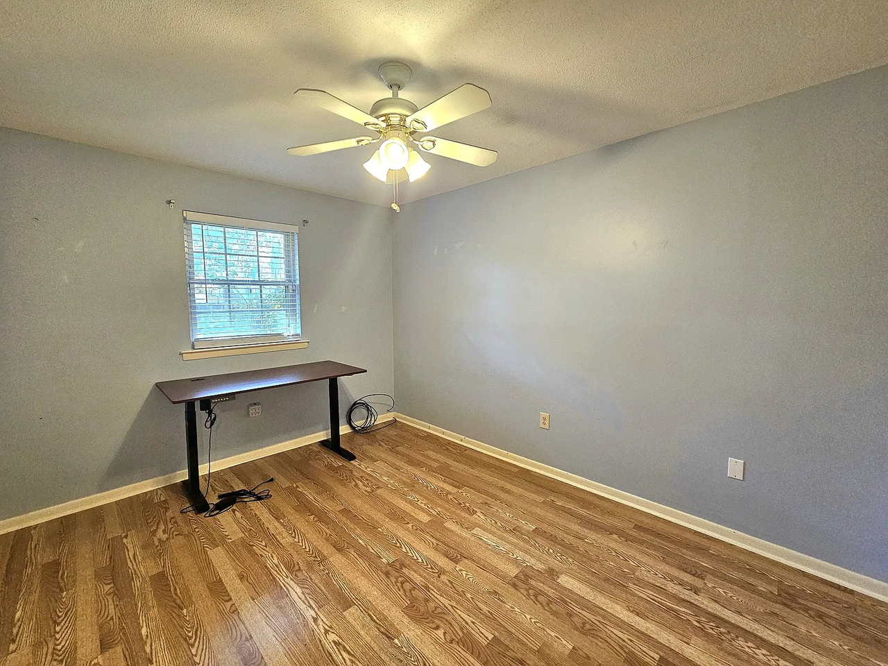 1112 Cobb Rd #1 - Photo 6 of 10