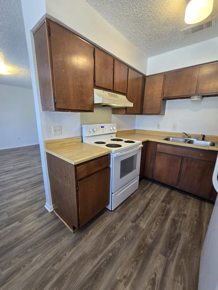 169 Reed St #204 - Photo 3 of 11