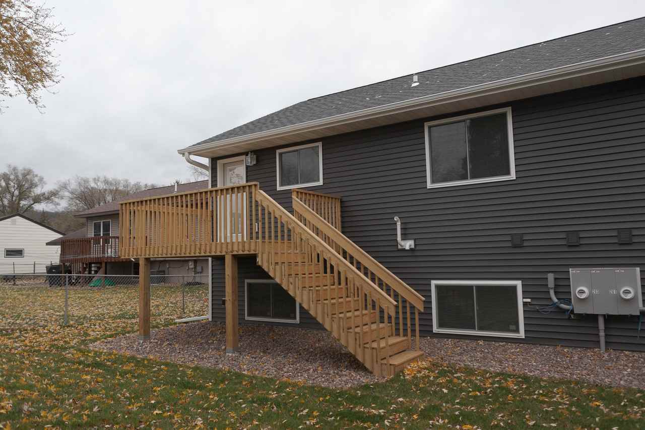 203 14th Ave N #203 - Photo 2 of 20