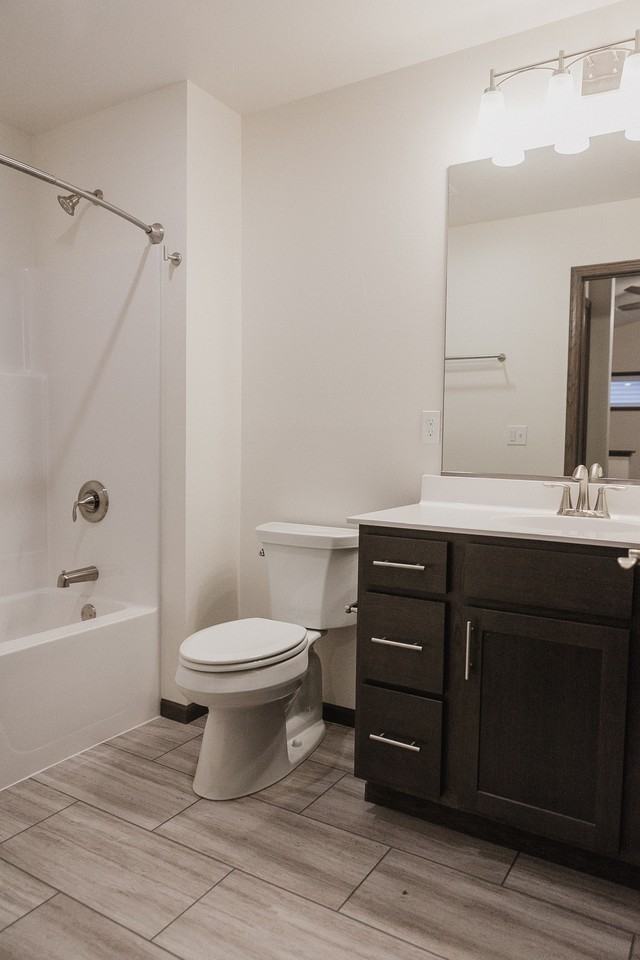 203 14th Ave N #203 - Photo 7 of 20