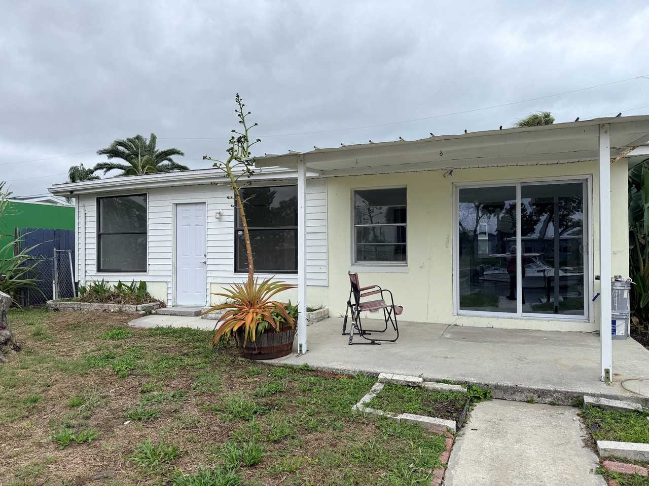 13428 Neptune Dr #1 - Photo 4 of 27