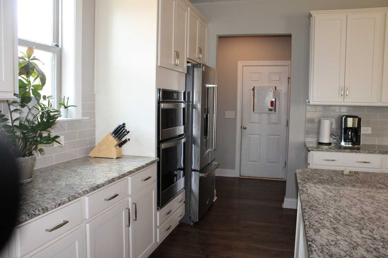 7217 Rex Rd #1 - Photo 5 of 31