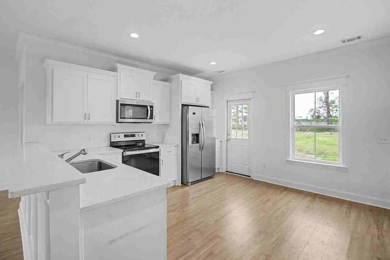 431 Long Leaf Ln #1 - Photo 6 of 27
