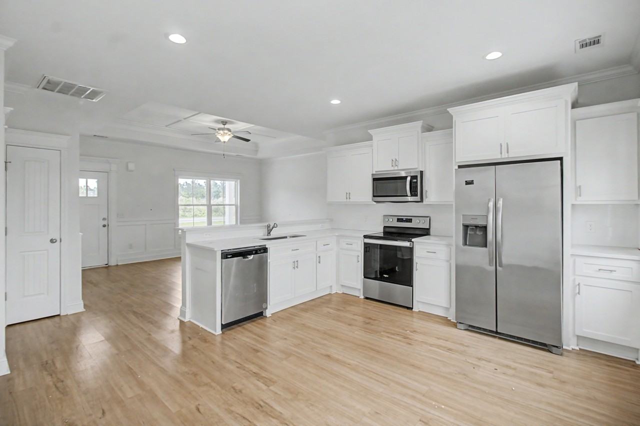 431 Long Leaf Ln #1 - Photo 7 of 27