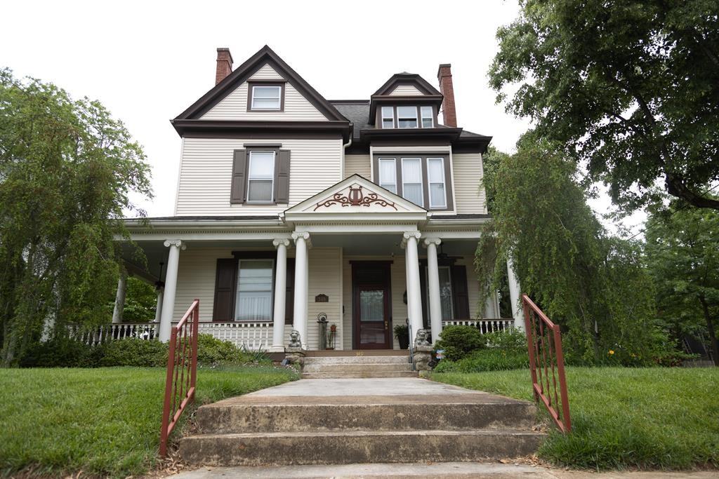 349 W Main St #1 - Photo 2 of 8