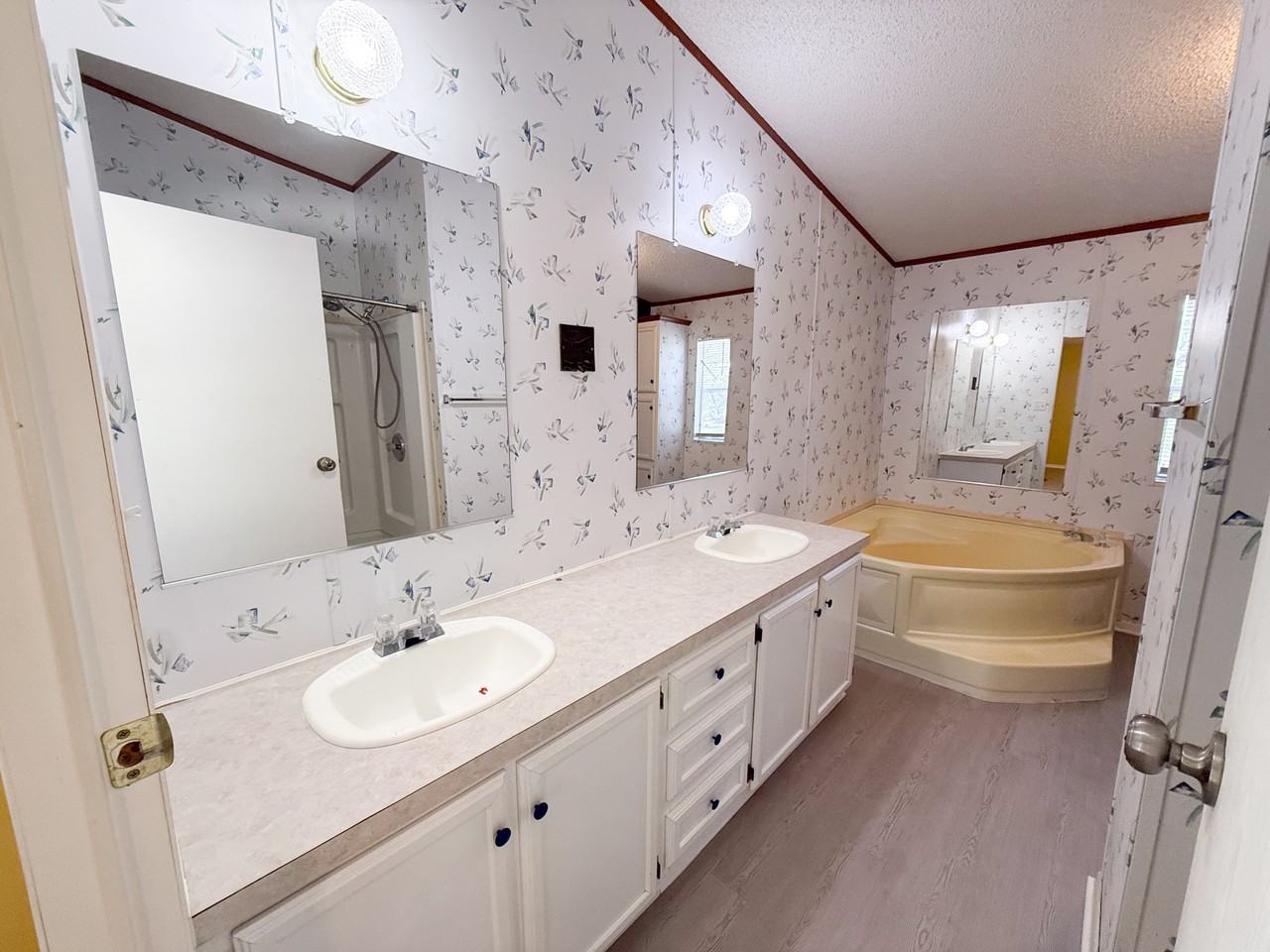 4506 Legend Falls San Antonio, Tx. 78253 #1 - Photo 6 of 29