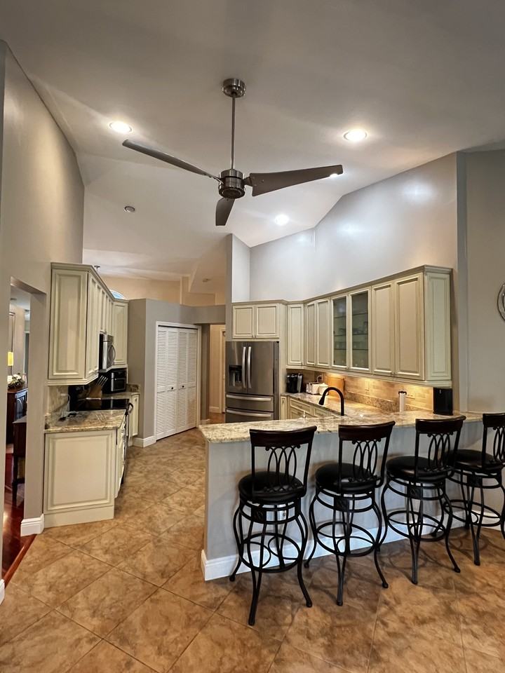 9421 Old Hickory Cir #1 - Photo 4 of 23