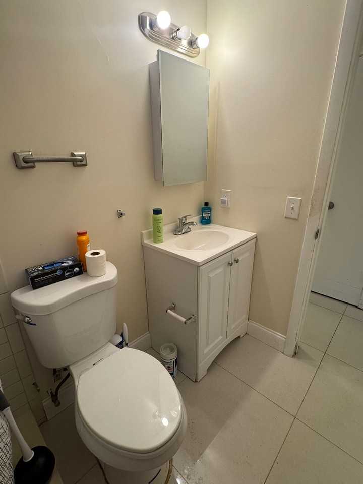 300 Northeast 191st Street - 206Apt 206 #206 - Photo 6 of 13