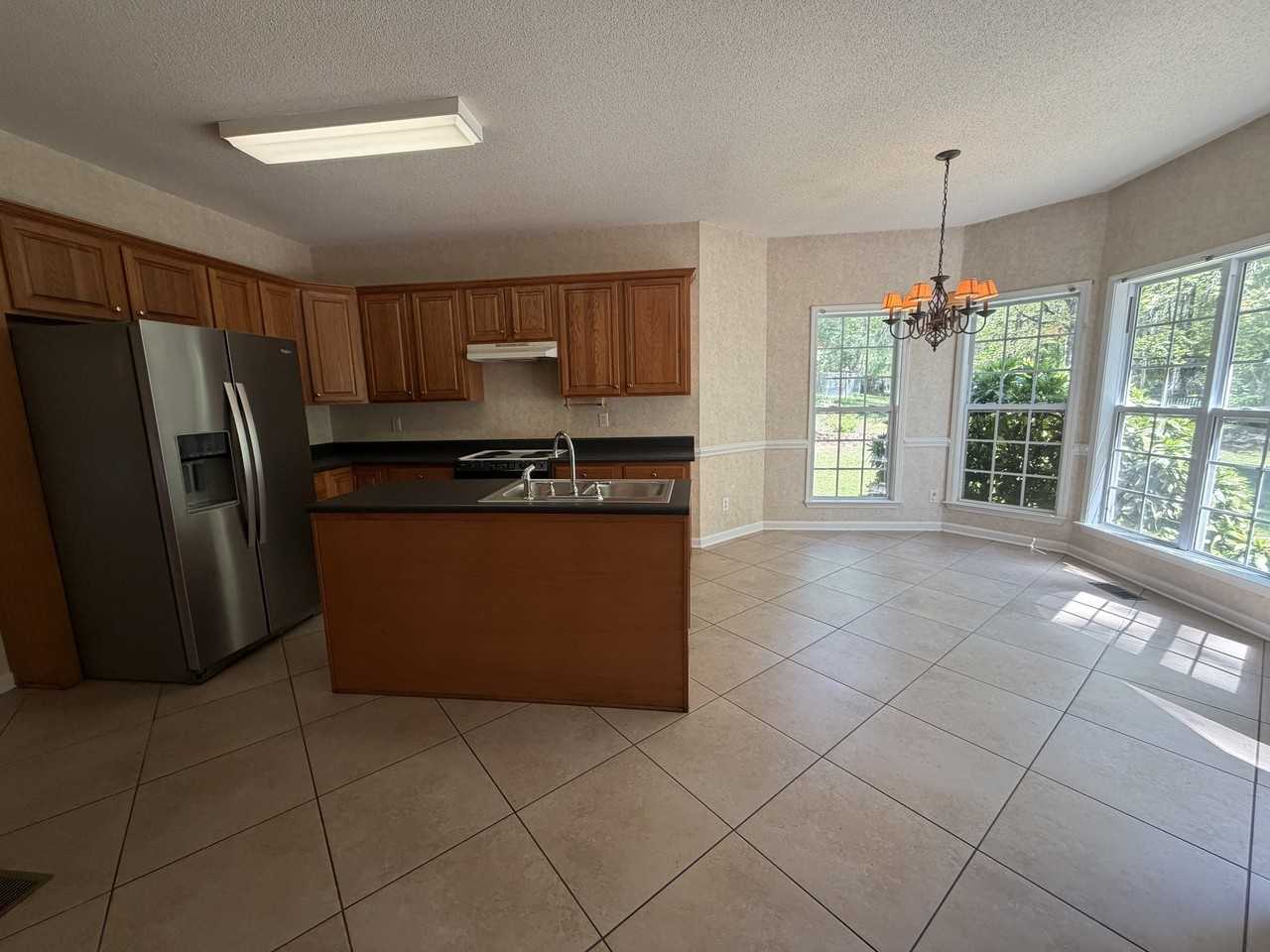 230 Clinton Crossing Dr #1 - Photo 4 of 23