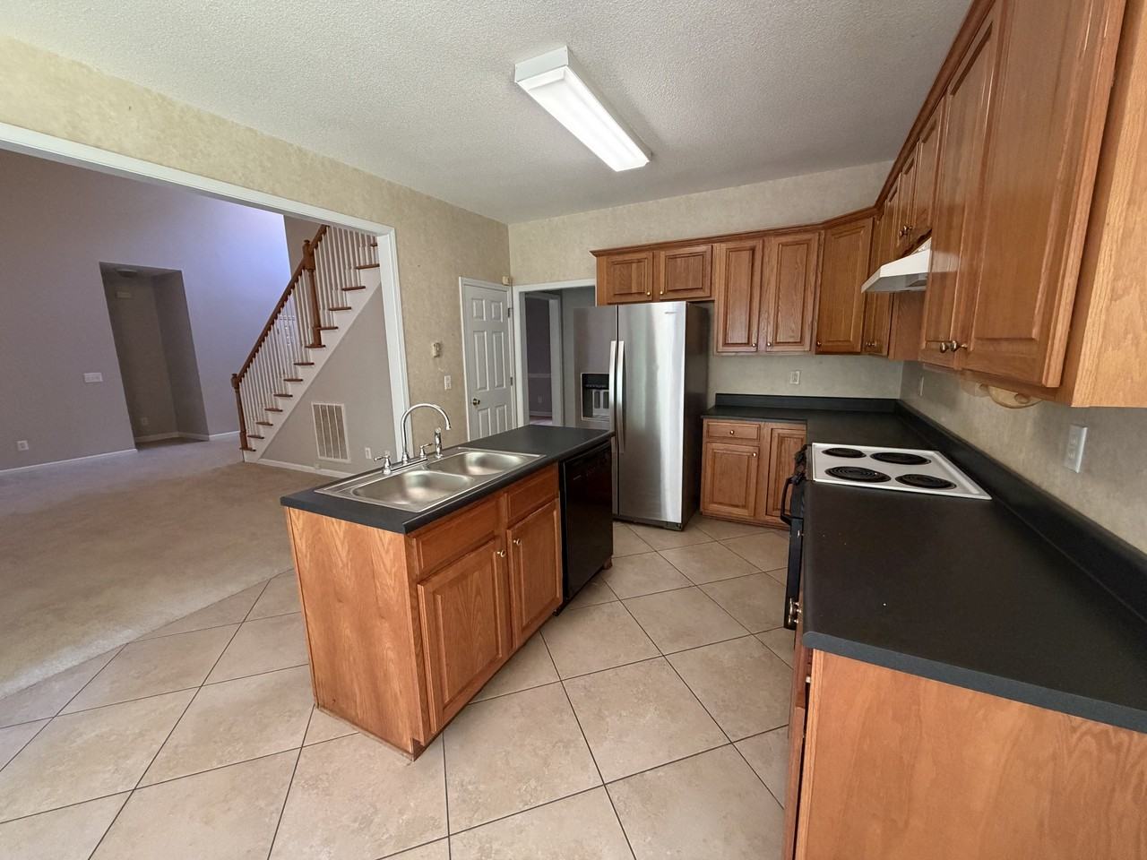 230 Clinton Crossing Dr #1 - Photo 5 of 23