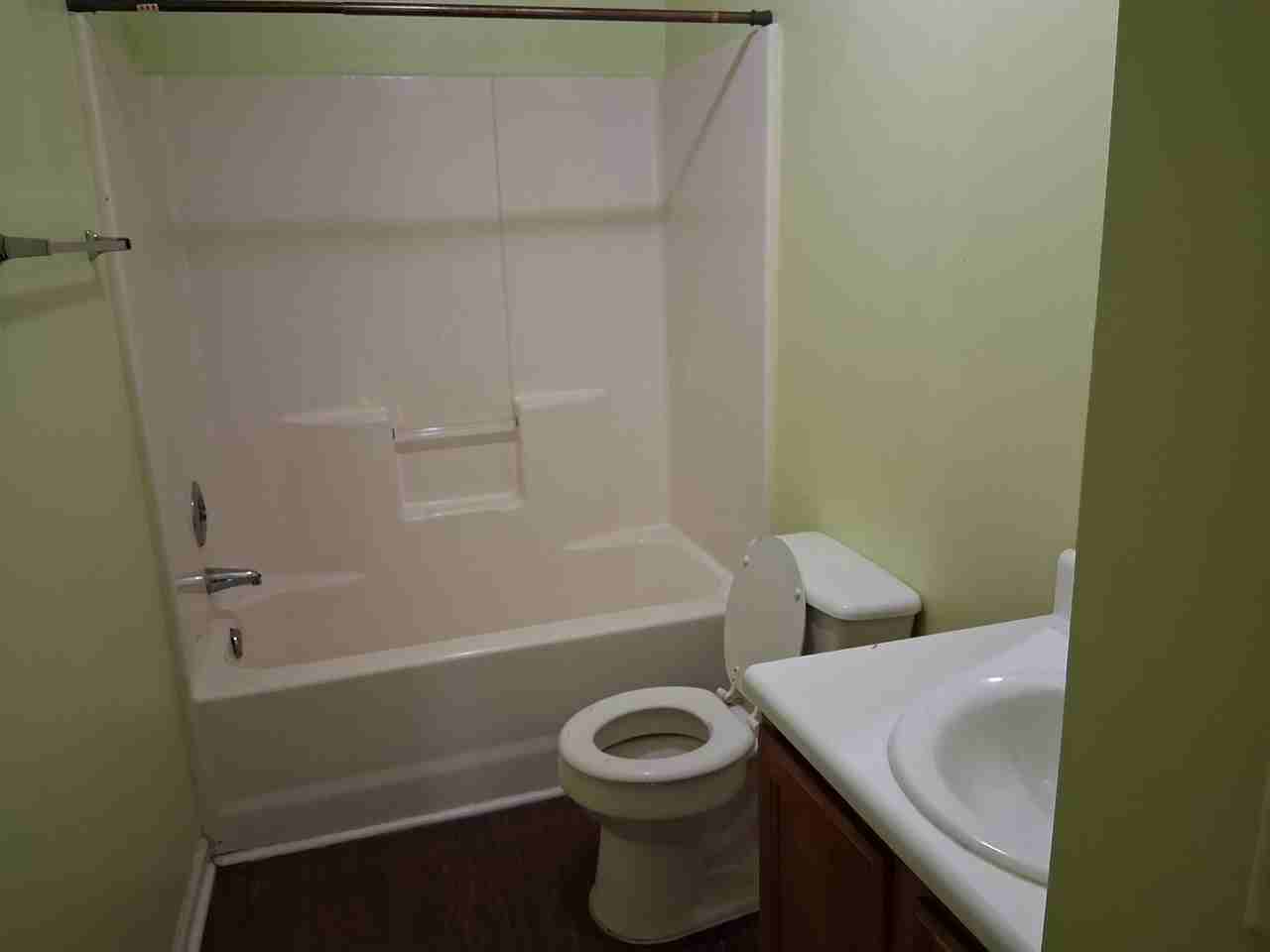 209 E Wilson St #1 - Photo 6 of 9