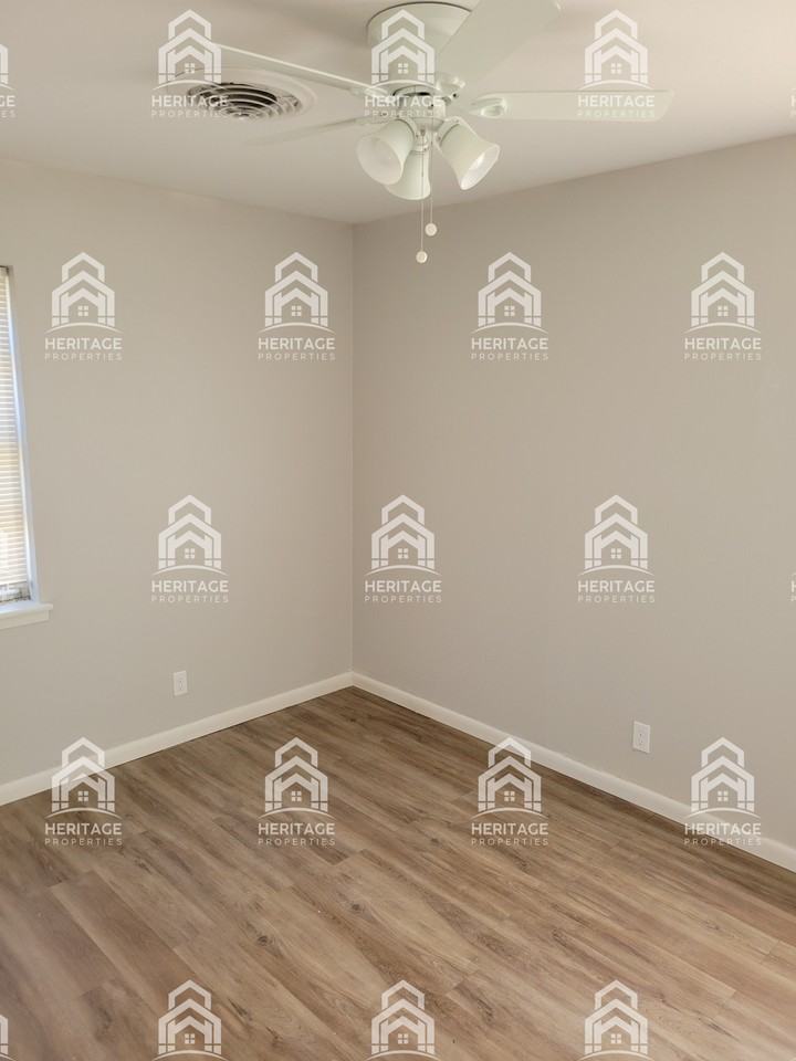 1620 Andrews Dr #1 - Photo 7 of 18