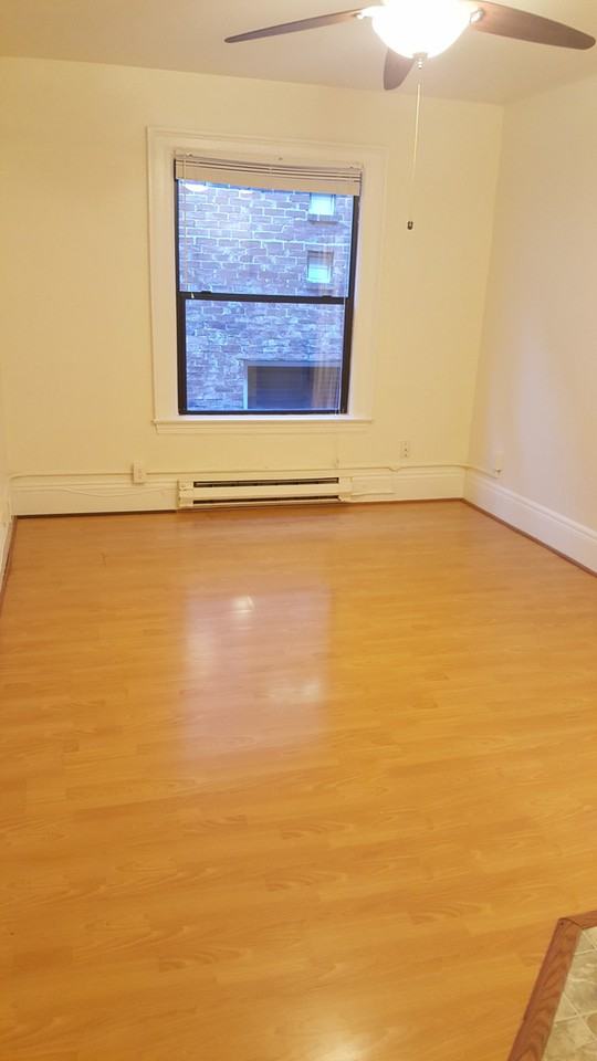 Madison Court - Photo 4 of 50