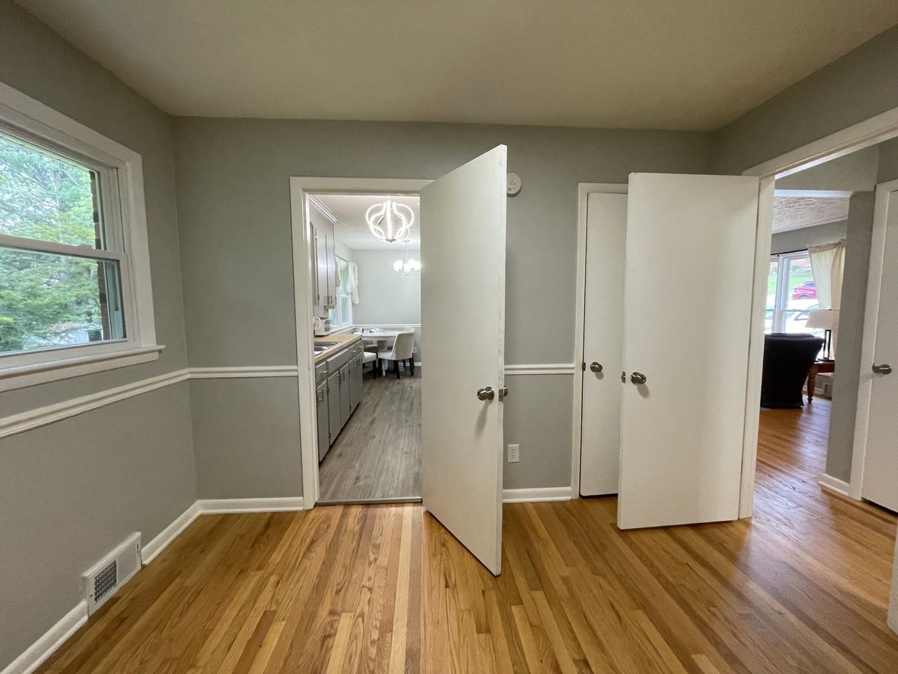 5900 Edgewood Ave #1 - Photo 5 of 16