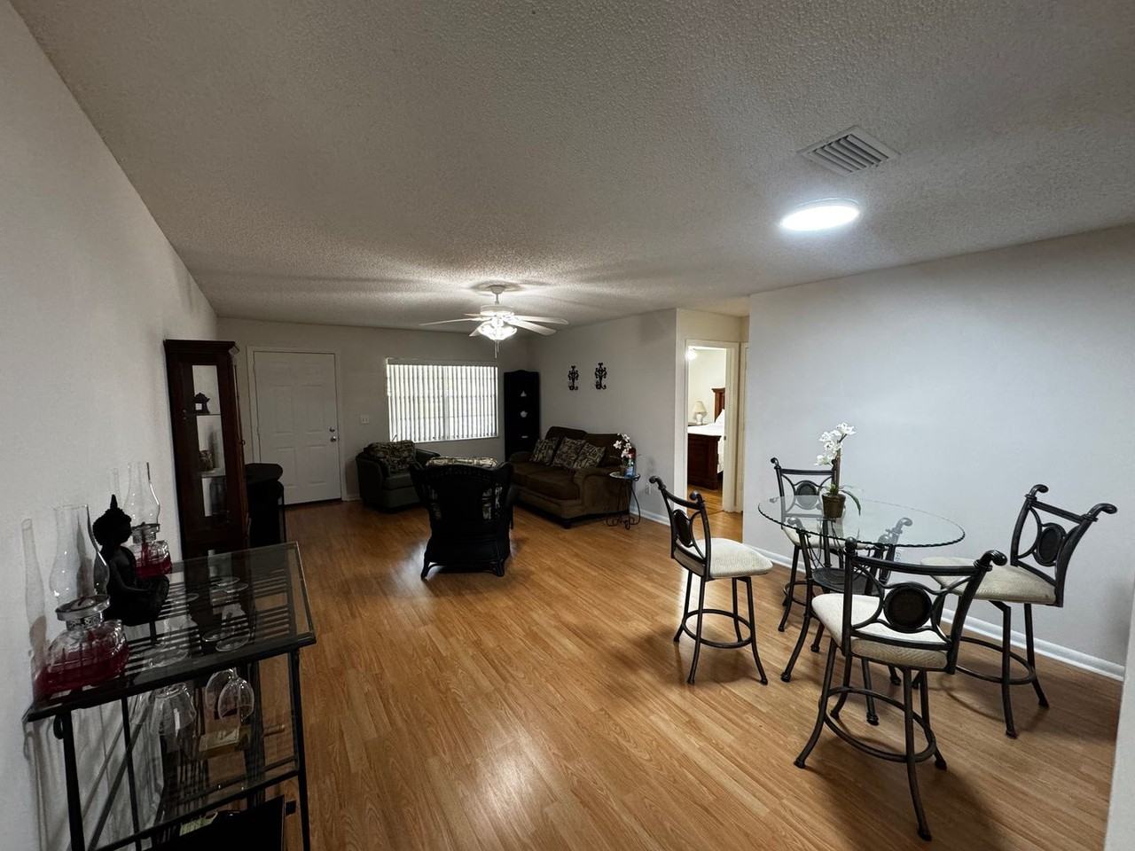 8561 Sw 90th Street Rd - Photo 3 of 20