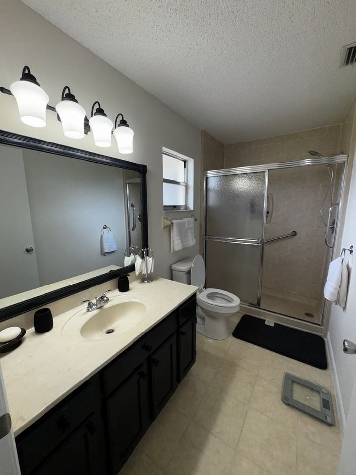 8561 Sw 90th Street Rd - Photo 7 of 20