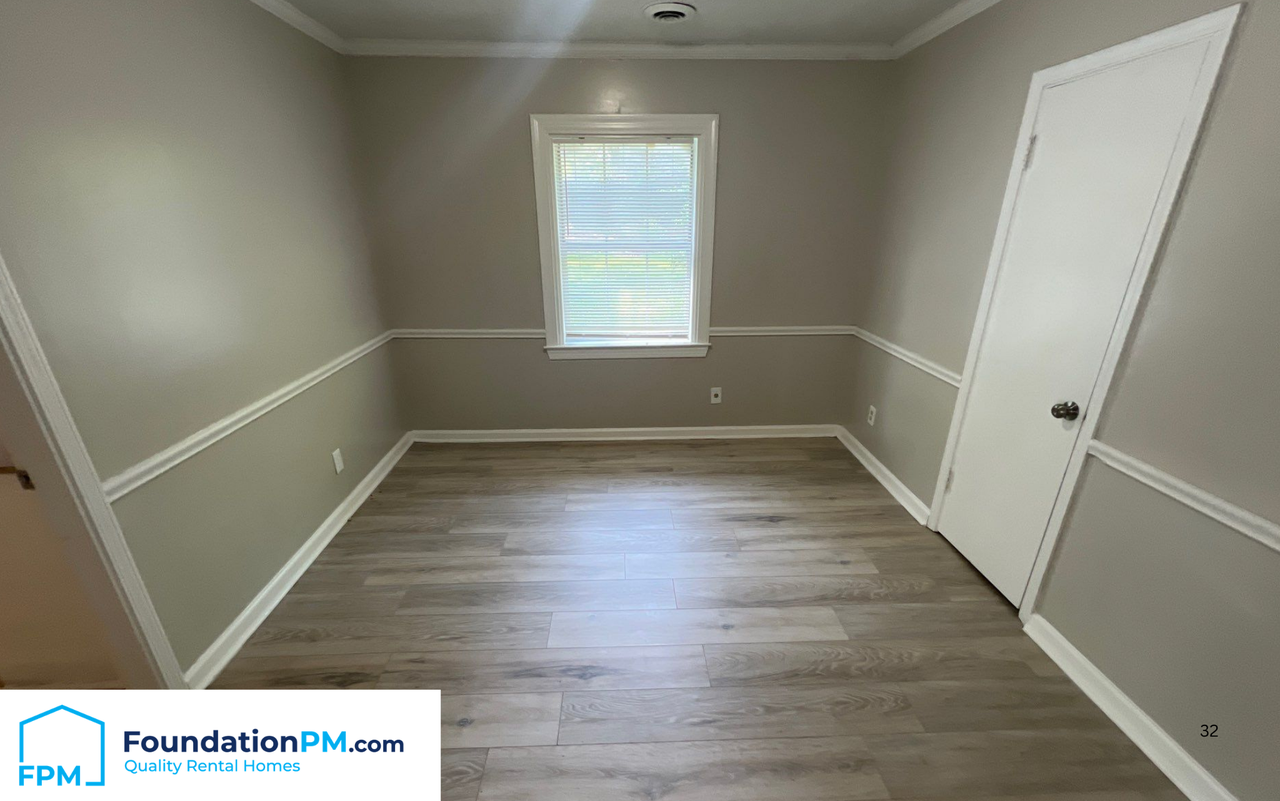 1847 Driftwood Ave #1 - Photo 6 of 16