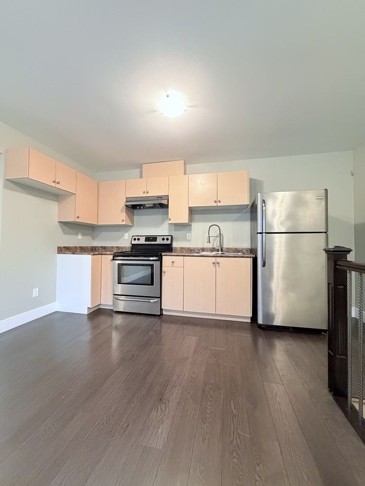 14948 60 Avenue - Coach House - Photo 2 of 14