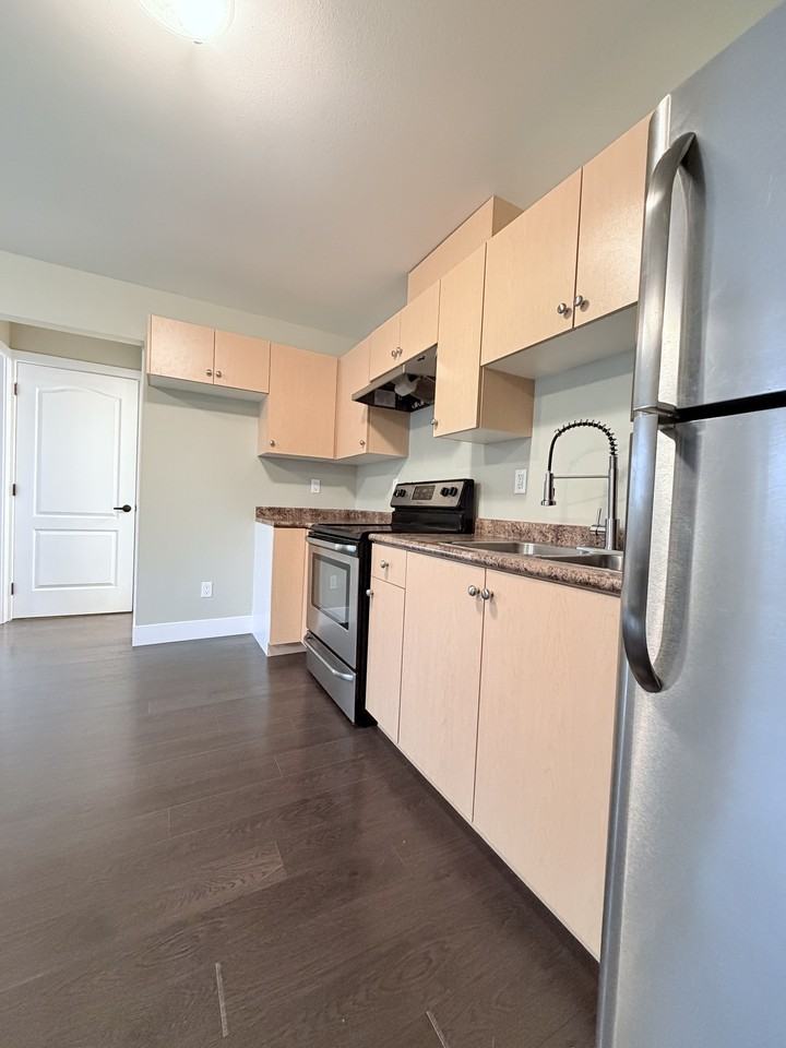 14948 60 Avenue - Coach House - Photo 3 of 14