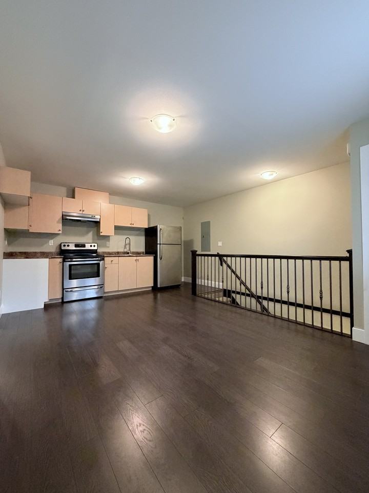 14948 60 Avenue - Coach House - Photo 4 of 14