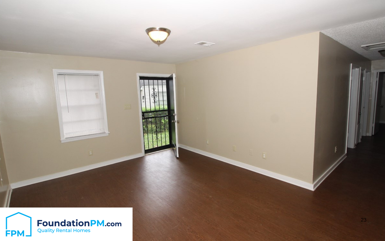 732 Tampa Ave #1 - Photo 4 of 6