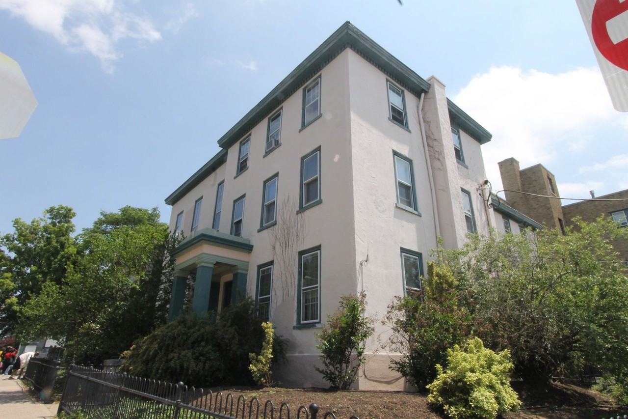 100 East Price Street - Photo 4 of 6