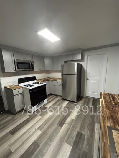 627 N King St #1 - Photo 3 of 16