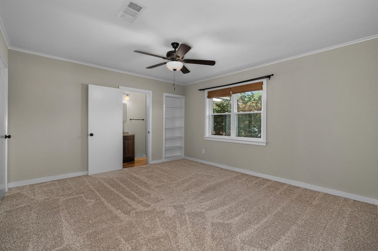 119 Charles Ave #1 - Photo 5 of 12