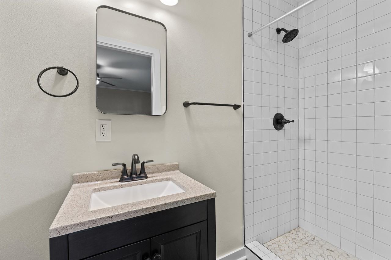 119 Charles Ave #1 - Photo 6 of 12