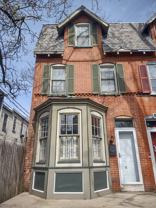 807 W 10th St - Photo 1 of 1