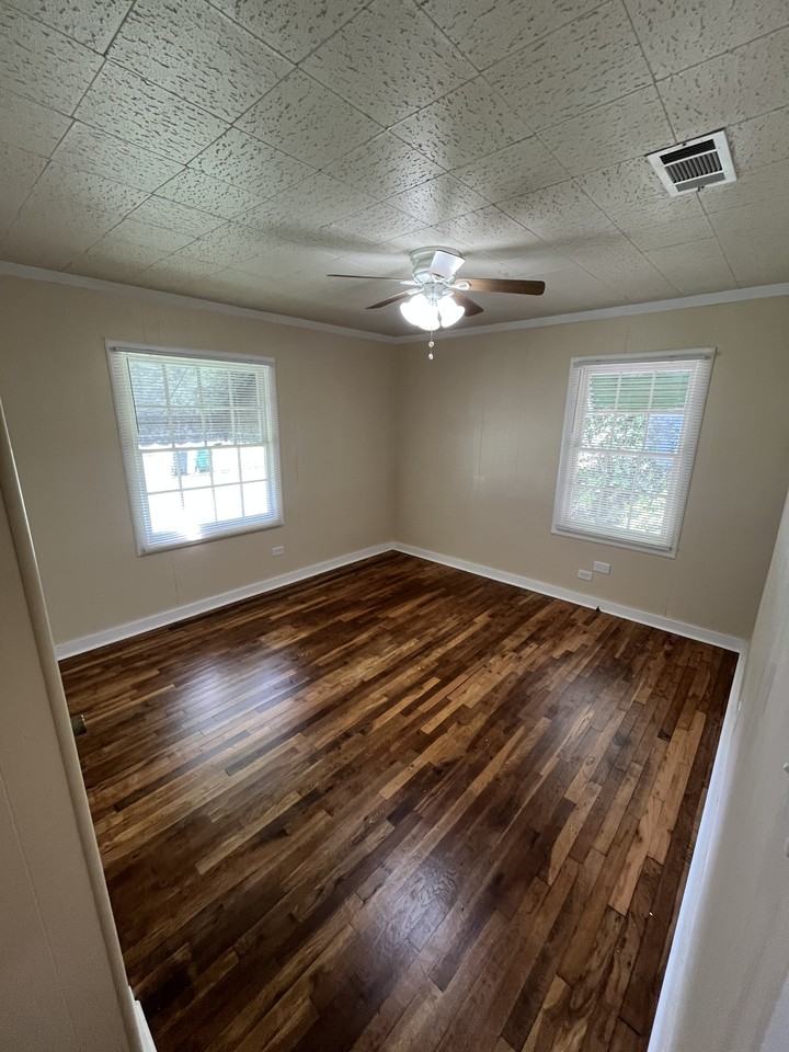 126 W Cherry Dr #1 - Photo 5 of 9