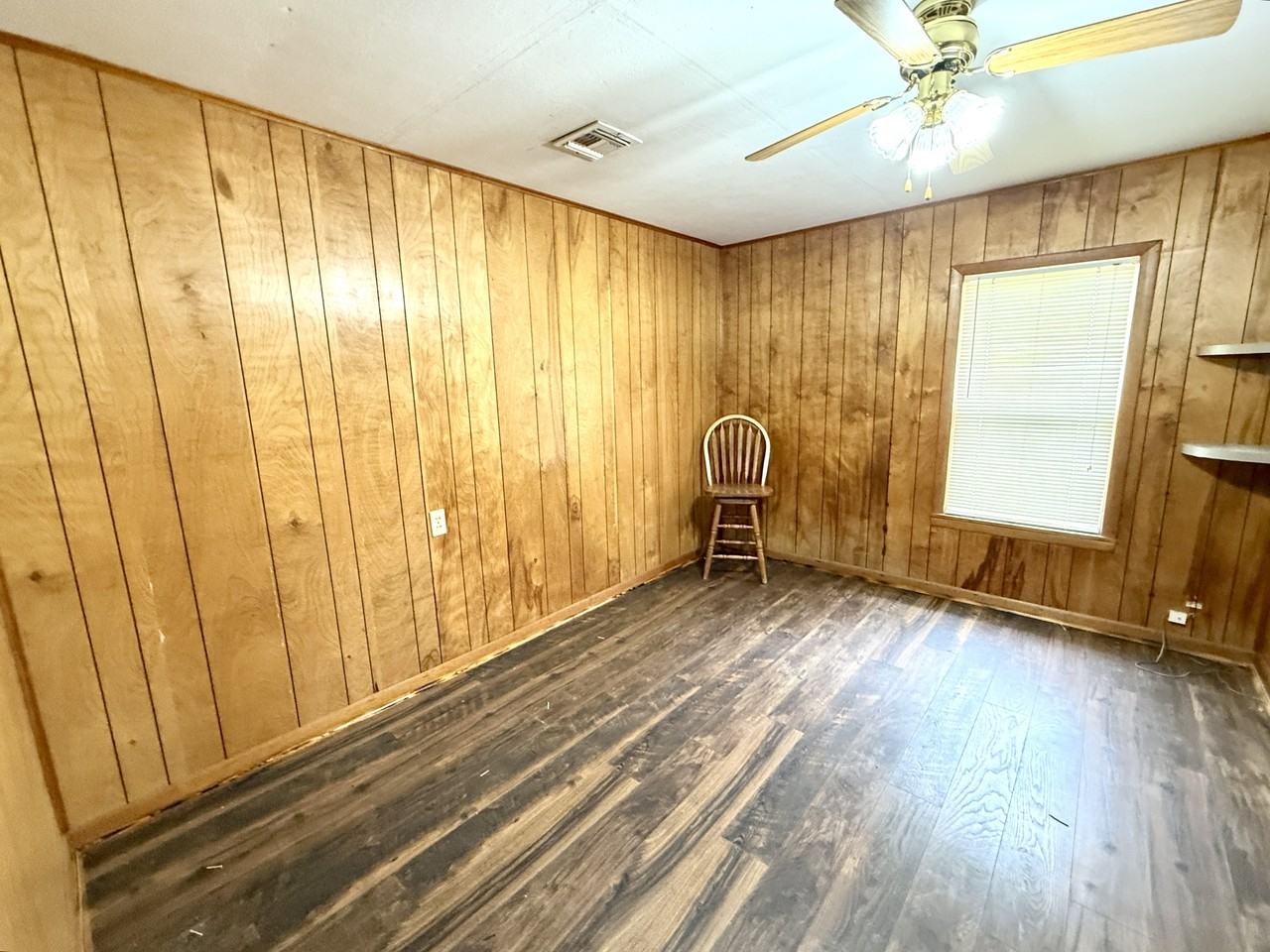 52 Landmark Rd #1 - Photo 6 of 28