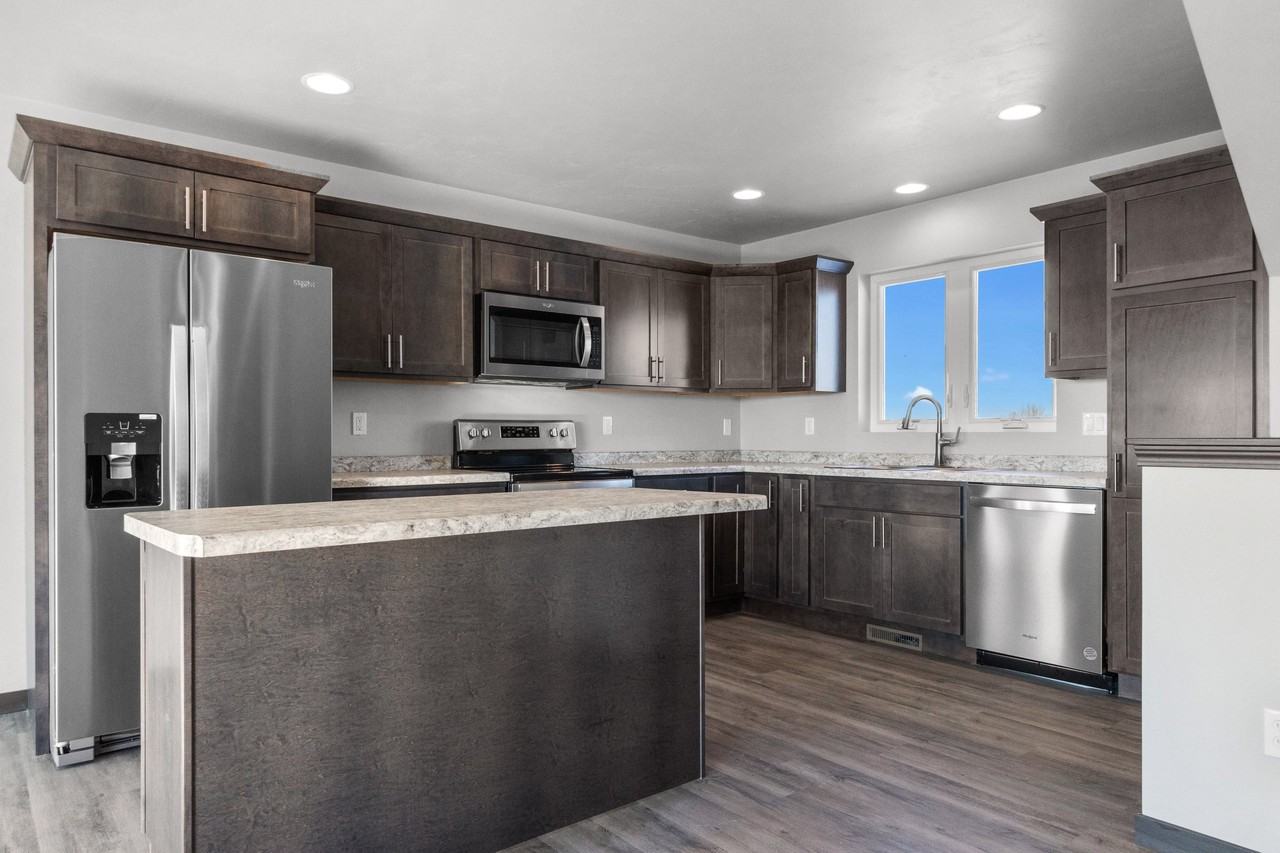 3725 E Rubyred Dr #1 - Photo 6 of 18