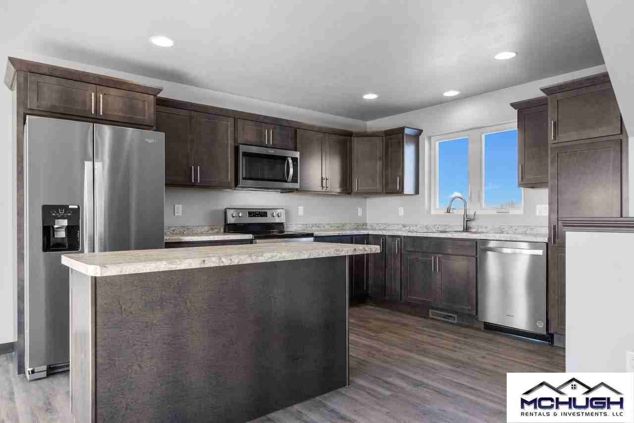 3765 E Rubyred Dr #1 - Photo 6 of 17