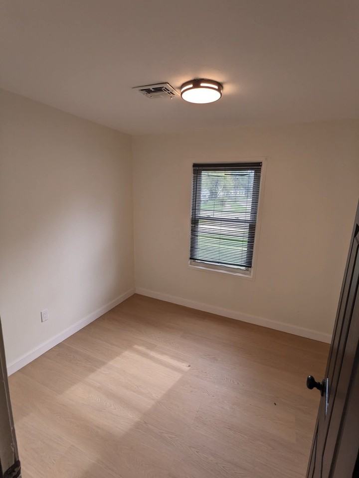 9696 Adair Ct #1 - Photo 7 of 8