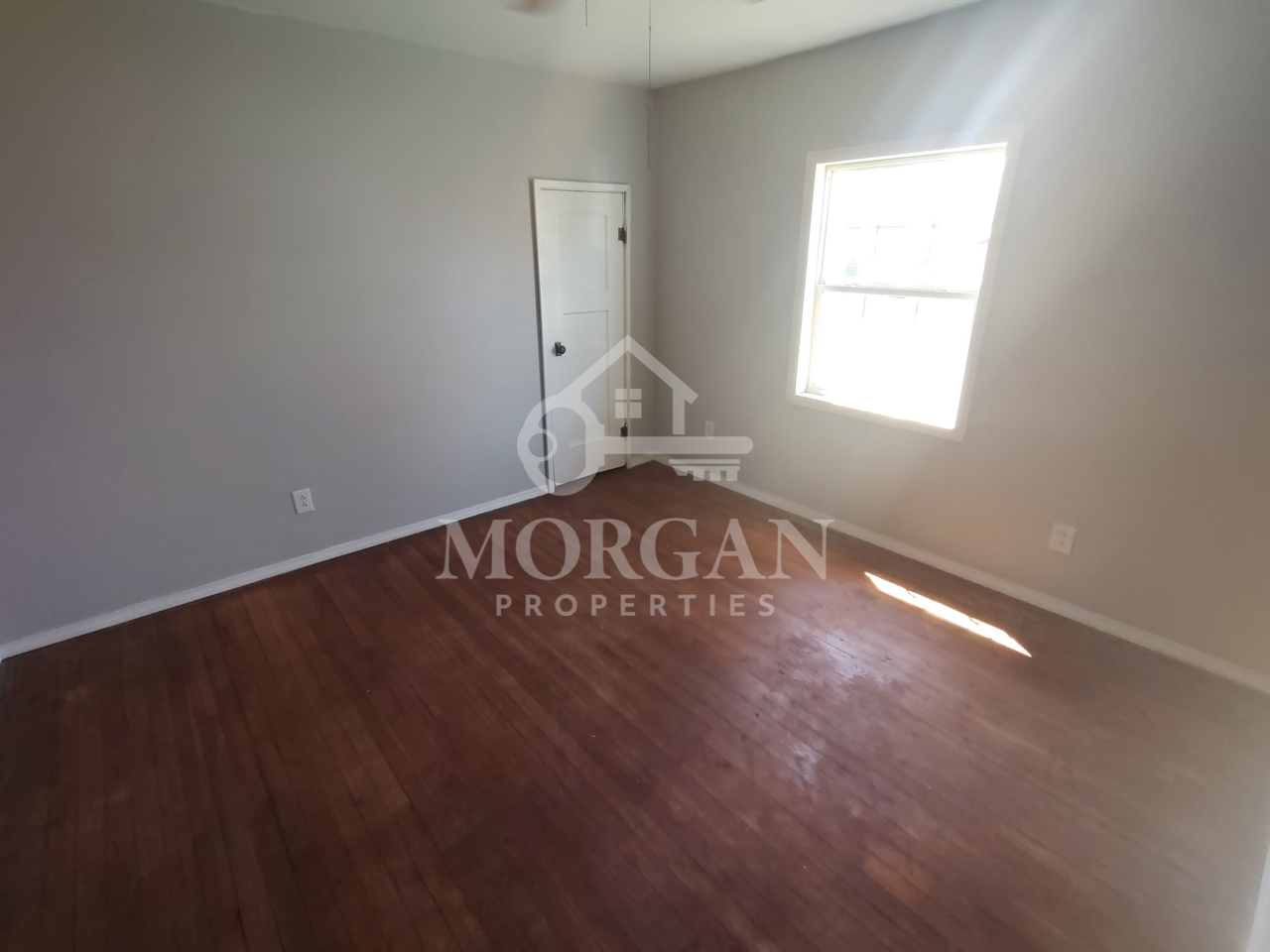 1225 W 5TH - Photo 6 of 7