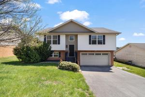 featured image of 2128 Ida Sue Dr #1