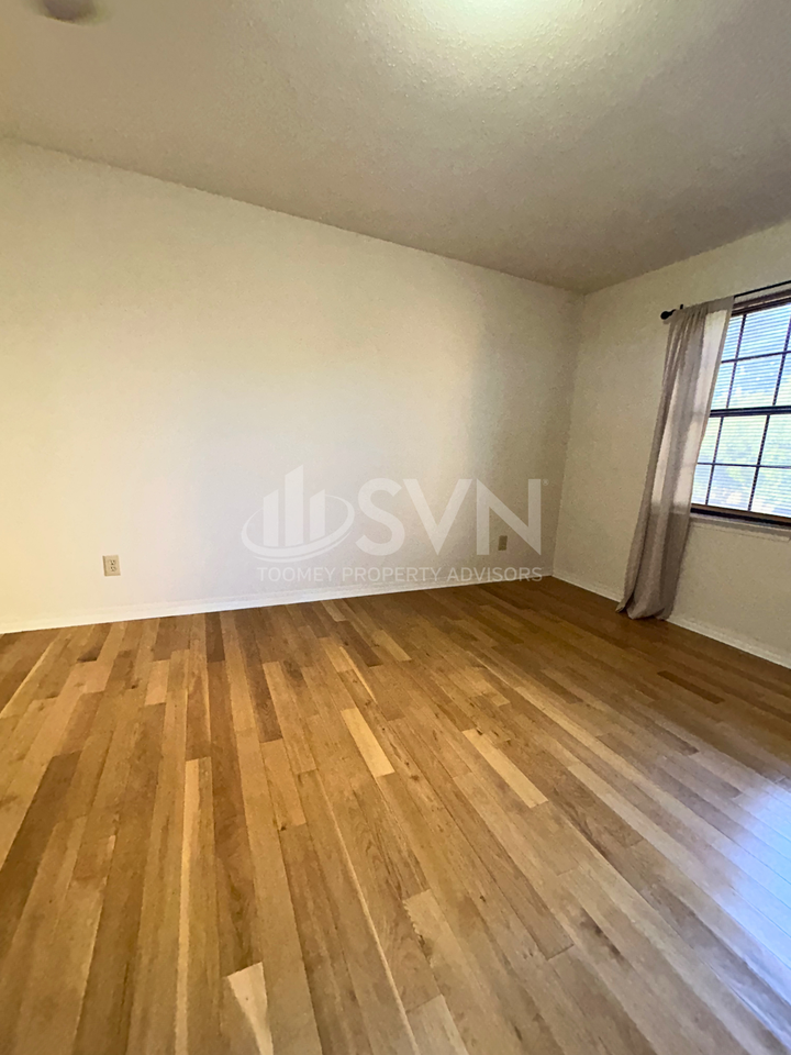 200 Parma DriveUnit A2 - Photo 2 of 10