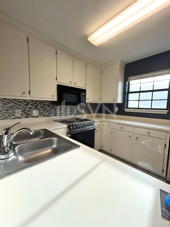 200 Parma DriveUnit A2 - Photo 6 of 10