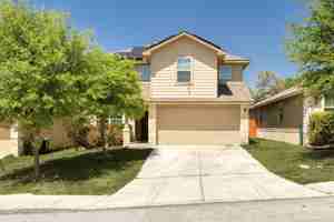 featured image of 12023 Sapphire Riv #1