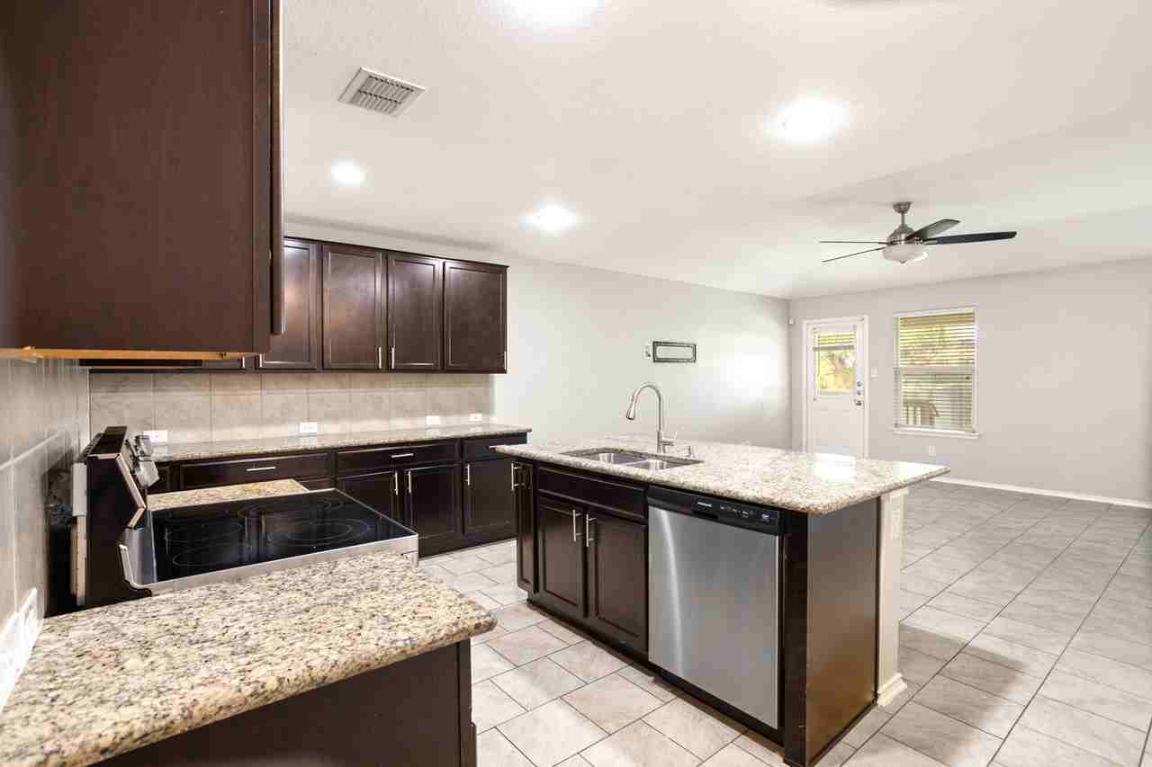 12023 Sapphire Riv #1 - Photo 4 of 10