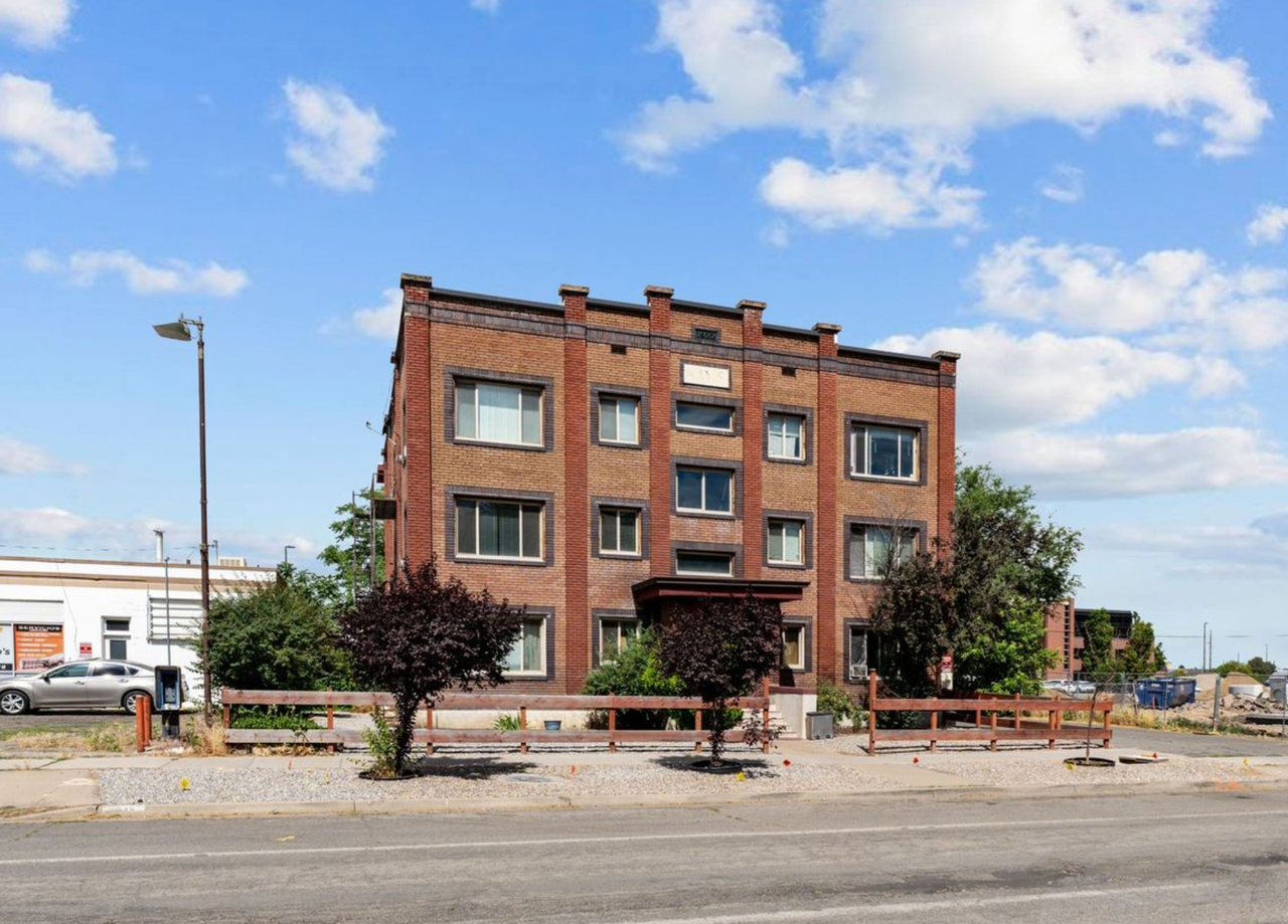 Grant Avenue Apartments - Photo 7 of 8
