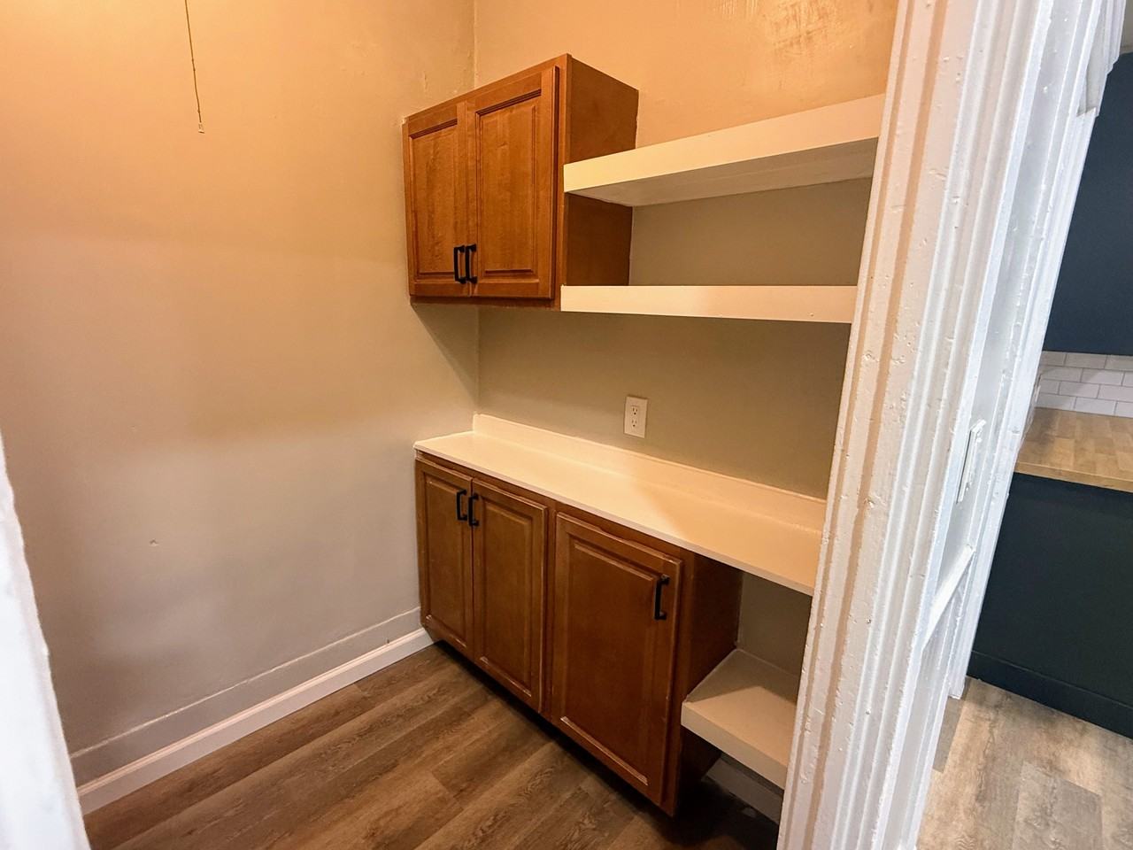 3138 Seymour Ave #DOWN - Photo 3 of 16