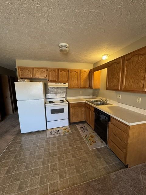 108 Blue Jacket CircleApt 27 #27 - Photo 4 of 9