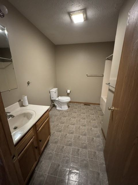 108 Blue Jacket CircleApt 27 #27 - Photo 5 of 9