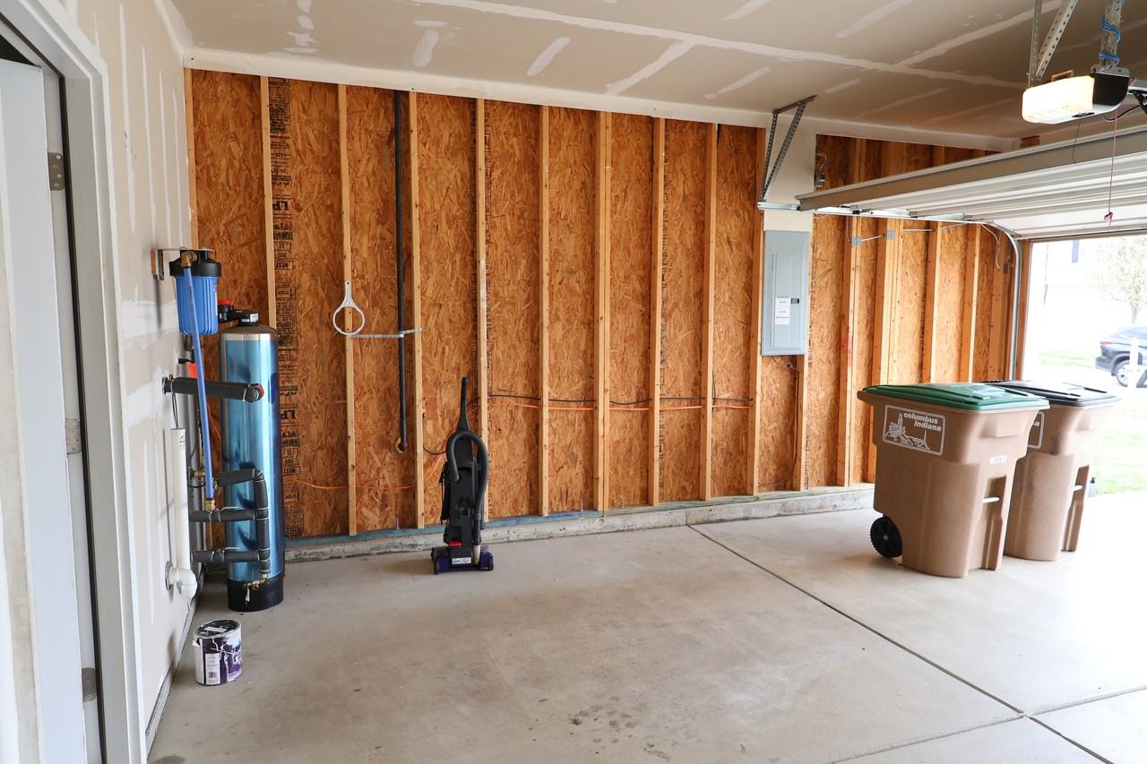 1899 Lakecrest Dr #1 - Photo 7 of 50