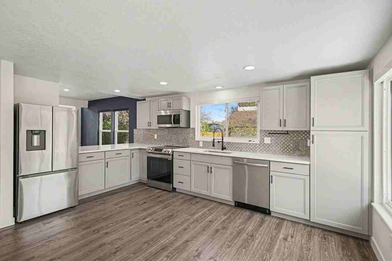 6378 S Emporia Cir #1 - Photo 2 of 10