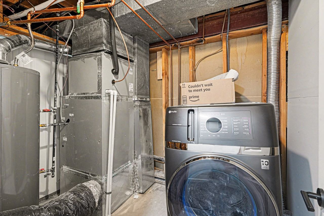 6378 S Emporia Cir #1 - Photo 6 of 10