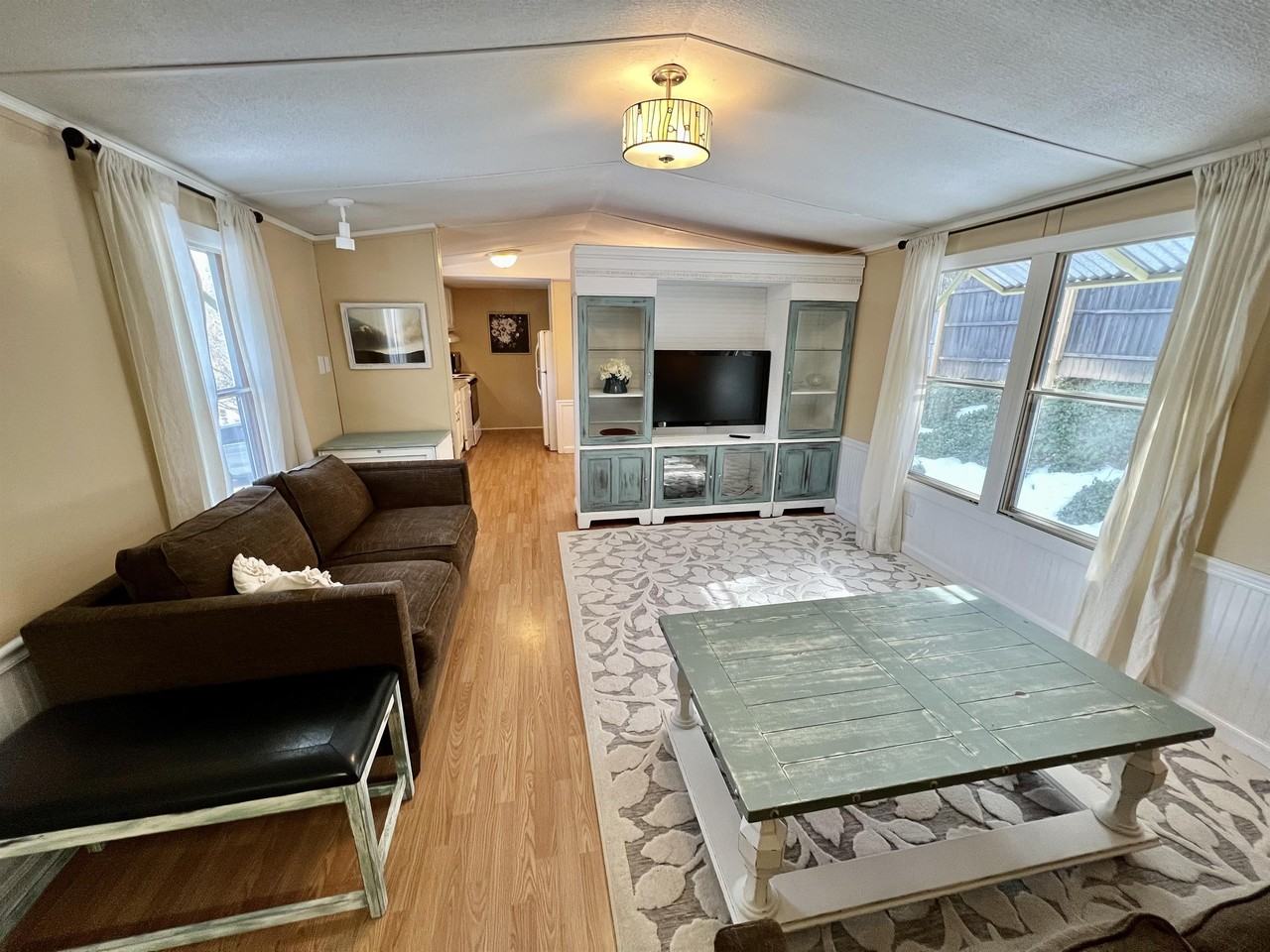 50 Mandalay Dr #1 - Photo 3 of 13