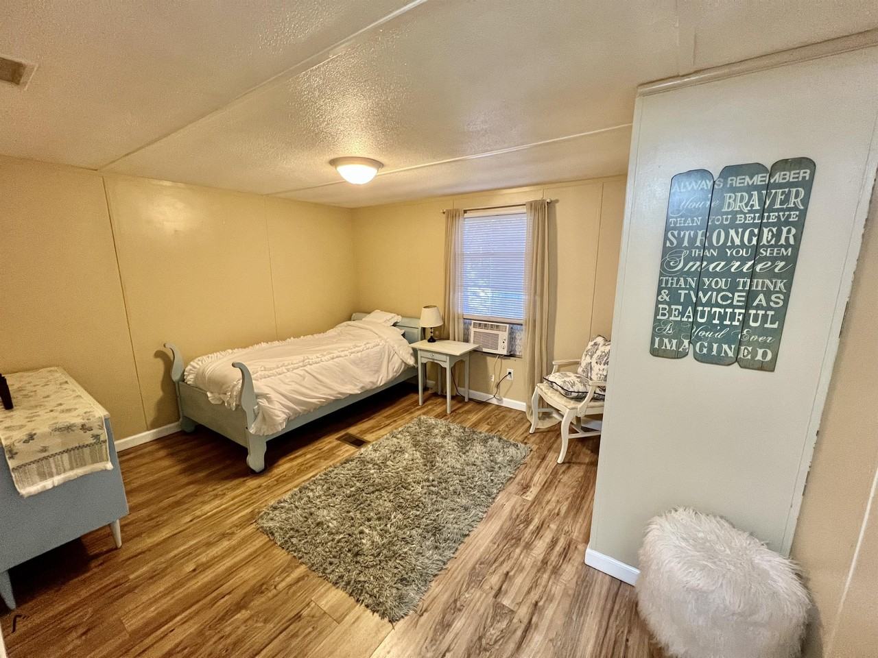 50 Mandalay Dr #1 - Photo 5 of 13